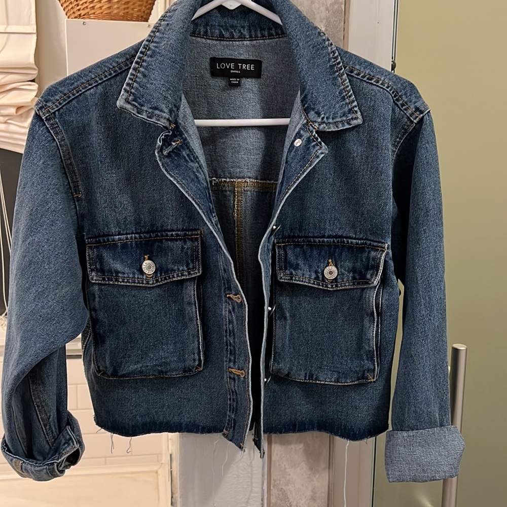Cropped Denim Jacket - Picture 2 of 8